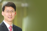 Ông Lê Mạnh Hùng