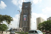 Nhiều khách hàng cũ của dự án HPC Landmark 105 đã nộp số tiền vượt quá giá trị hiện tại của căn hộ, nhưng để có thể nhận nhà vẫn phải đóng tiền tiếp. Ảnh: Dũng Minh