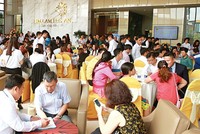 Theo quy định của pháp luật, người hoạt động môi giới bất động sản phải có chứng chỉ mới được hành nghề. 