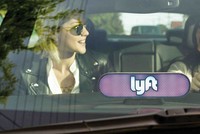 Rót 1 tỷ USD vào Lyft, Alphabet đang trực tiếp đối đầu với Uber