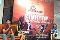 Ông Trần Bằng Việt cho rằng, người trẻ không nên bị ru ngủ bởi những câu nói như người Việt thông minh, cần cù. Ảnh: Hồng Phúc