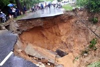 Các biện pháp gia cố công trình từ đầu được đánh giá sẽ giảm thiểu thiệt hại từ sạt lở đất nhưng kinh phí đang là rào cản 