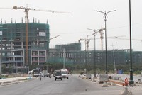 Mua nhà là việc cả đời nên cẩn thận là không thừa. Ảnh: Gia Huy 