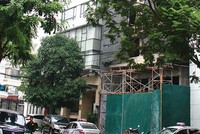 Công trình Dự án Khách sạn Sen được cấp phép 7 tầng 1 tum, nhưng đã xây lên thành 9 tầng. Ảnh: Nguyễn Thành