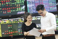 9 tháng đầu năm 2017, tổng mức huy động thông qua phát hành cổ phiếu đạt 33.500 tỷ đồng, bằng 93% thực hiện trong cả năm 2016