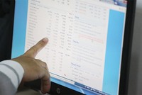 Giao dịch chui cổ phiếu: Xử nhẹ sẽ nhờn