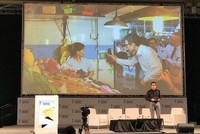 TS. Michael Gorriz, Giám đốc Công nghệ Thông tin Toàn cầu, Ngân hàng Standard Chartered trình bày tại SFF 2017.