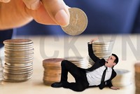 Nếu không tìm hiểu cẩn thận, người mua nhà dễ tiền mất tật mang với khoản đặt cọc.