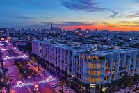 Hình nhà phố thương mại Khu đô thị Vạn Phúc về đêm