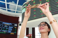 Hiện tại, thị trường chứng khoán Việt Nam có 728 cổ phiếu đang niêm yết