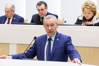 Thượng nghị sĩ Nga Andrey Klimov. Ảnh: Meduza.io.