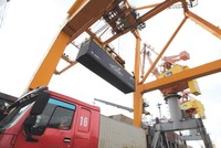 Sau kỳ nghỉ Tết Nguyên đán Mậu Tuất 2018, Thủ tướng yêu cầu tất cả các cấp, các ngành, mọi đơn vị phải bắt tay ngay vào việc cụ thể, triển khai nhiệm vụ cụ thể.