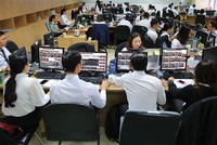 “Làm mới” thị trường chứng khoán thời 4.0