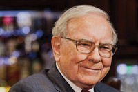 Warren Buffett bình tĩnh hơn để chờ cơ hội M&A lớn