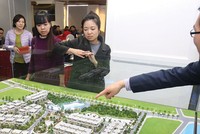 Sự cạnh tranh trong lĩnh vực môi giới là rất lớn. Ảnh: Dũng Minh