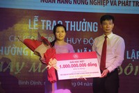 Agribank trao 1 tỷ đồng cho khách hàng may mắn