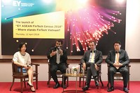 Các diễn giả tham dự Hội thảo công bố “Khảo sát toàn cảnh về Fintech khu vực ASEAN 2018 - FinTech Việt Nam đang ở đâu?”