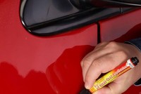 Bút xóa vết trầy xước của mọi loại xe hơi