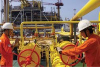 Giá dầu tăng, PVS vẫn đặt kế hoạch lợi nhuận giảm 28%