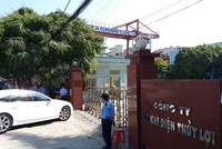 Cổ đông bị chặn ngoài cửa khi đến tham dự Đại hội 
