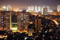 Nhà cao tầng là xu hướng tất yếu tại các đô thị lớn. Ảnh: Dũng Minh