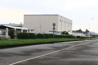 Nhiều trường hợp, chỉ có nhà xưởng được tính vào giá trị tài sản của doanh nghiệp. Ảnh: Thanh Huyền