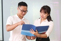 Sau giai đoạn điều chỉnh, các cổ phiếu trong VN30 được kỳ vọng sẽ là tâm điểm thu hút dòng tiền quay trở lại TTCK