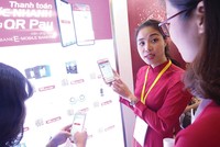 Việc ứng dụng công nghệ số trong cung cấp dịch vụ ngân hàng đã chứng tỏ được lợi thế và hiệu quả tiết giảm chi phí