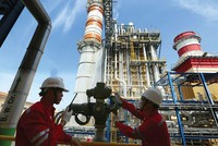 Dầu khí là một trong những lĩnh vực chịu tác động mạnh của rủi ro tỷ giá.