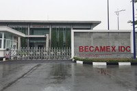 Giá cổ phiếu Becamex IDC gần đây dao động quanh 17.000 đồng/CP, 
giảm khoảng 45% so với giá khởi điểm 2 đợt đấu giá cách đây 7 - 8 tháng 