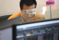 Môi giới xoay xở tạo thu nhập