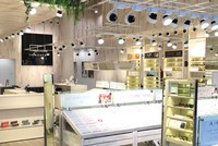 Các sản phẩm nội thất của Nhật Bản rất “được lòng” người tiêu dùng Việt. Ảnh: Việt Dũng