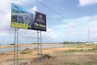 Nhà đầu tư cần hết sức cẩn trọng trước khi xuống tiền đặt cọc mua các dự án phân lô bán nền. Ảnh: Gia Phú