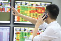 Dự án Tokyo Tower bị ngân hàng bị siết nợ: Mong manh cổ phiếu SJC