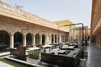 Nhà hàng Baradari: Bữa tiệc hoàng gia