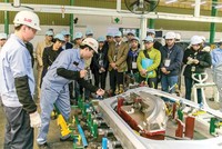 Doanh nghiệp tham quan Nhà máy Toyota Việt Nam trong Chương trình Monozukuri.