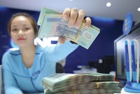 Các nhà băng “rũ áo” với trái phiếu VAMC