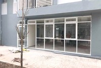 Khu thương mại tại nhiều dự án chung cư ở TP.HCM luôn trong cảnh ế ẩm, hoang vắng. Ảnh: Gia Huy