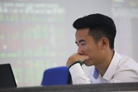 Nâng điều kiện gọi vốn, doanh nghiệp kêu khó