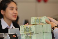 Nhiều ngân hàng bỏ xa trần lãi suất
