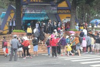Khách du lịch đổ về Đà Lạt nghỉ Tết Dương lịch