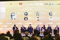 Phiên thảo luận các hiệp định thương mại tự do thế hệ mới - phát triển kinh tế số tại Diễn đàn Kinh tế Việt Nam 2019.