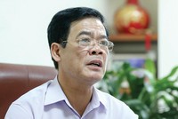 Nhà báo Nhị Lê, Phó tổng biên tập Tạp chí Cộng sản.