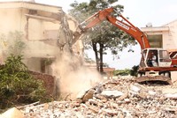 Giải phóng mặt bằng luôn là khâu khó khăn nhất tại các dự án hạ tầng giao thông.