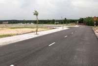 Nhiều dự án được đầu tư bài bản, quy mô tại Đồng Nai cũng trong cảnh vắng bóng người ở, dù đã được bán hết và đã được đầu tư hạ tầng 