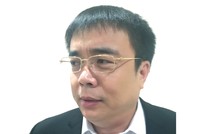 Ông Trần Tú Khánh, Vụ trưởng Vụ Kế hoạch - Tài chính (Bộ Giáo dục và Đào tạo)