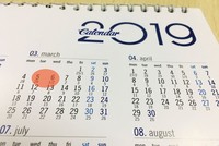 Băn khoăn về việc đúng, sai của lịch 2019