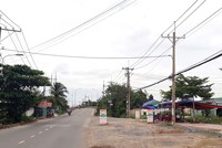 Các sàn môi giới tự phát và các môi giới tay ngang khiến thị trường bất động sản nhiều nơi bất ổn. Ảnh: Việt Dũng