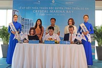 Lễ ký kết Thỏa Thuận độc quyền phát triển dự án Crystal Marina Baygiữa Tập đoàn Crystal Bay với KW Phúc An và Hoàng Mai Media
