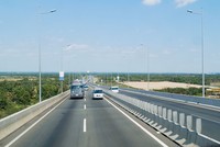 Kết nối giữa TP.HCM với các địa phương lân cận ngày càng dễ dàng nhờ nhiều tuyến cao tốc được đầu tư xây dựng